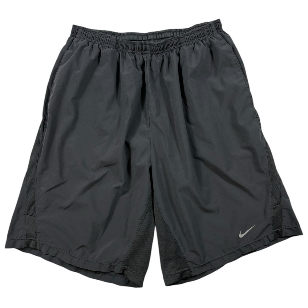 Nike Dri-Fit Dark Gray Athletic Running Shorts Lightweight Size Medium